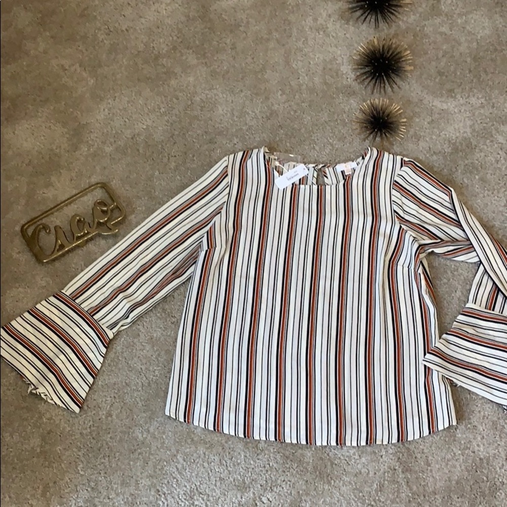 Ivory long sleeve blouse 👚